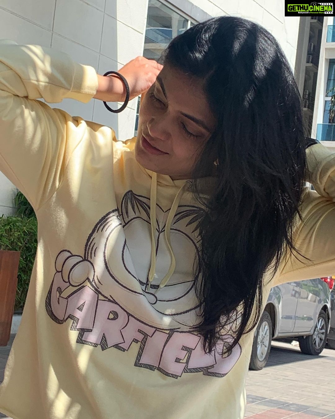 Kalpika Ganesh Instagram - Bliss and Blessed My lil nephew who does not want to call me aunty clicks this beautiful SUNKISSED shots #garfield #yellow #sunkissed #cousins #bestevening #hyderabad #tall #hoodie #shadows #iamkalpika #kalpika #yellowmellow #favcolor Fairfield by Marriott Hyderabad Gachibowli