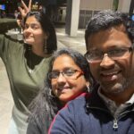 Kalpika Ganesh Instagram - Had a super fun evening meeting you both like after 3 years💜 @pradpix_ @usha_krish Zoom the pic to see my pretty chain made by @dolly_behal It has ME in it🖤🤍 #lovelycouple #greatconversations #amazingevening #melbournediaries #smilesalltheway #allsmiles Village Cinemas