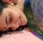 Kalpika Ganesh Instagram - Beautiful white Kurti & colourful dupatta by @saja_official.in Earrings @worldof_sahaja #phoneclicks #iphonexr #nofilter #noedit #white #kalpika #iamkalpika #kalpikaganesh #colorful #dupatta #tamil #tamilreels #reels #festival #rakshabandhan #melbournediaries #australia Manor Lakes