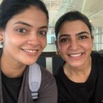Kalpika Ganesh Instagram - Happy birthday Rockstar @samantharuthprabhuoffl Super happy to be working with you for the second time You have remained the same humble jovial full of life and tons of dedication Inspiration to many and also goal setter Self Made Wonder Women❤️ Keep flying high and make INDIA proud🥰 #birthdaywishes #samantha #allsmiles