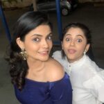 Kalpika Ganesh Instagram - Had super fun with this cutie @thenameis_annie on the show WOW on the occasion of promoting our series LOSER Have you watched it yet on @zee5 @zee5telugu @officialsaikumar is always welcoming and feels home talking or being part of his show WOW Make up hair by @thimmappa180 This beautiful glossy gown by @mounagummadi #wow #etv #iamloser #webseries #telugu #tamil #zee5 Saradhi Studios