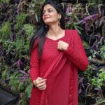 Kalpika Ganesh Instagram - Thank you @shopsneakk for making sure I get ready like a Little Red Riding Hood for this month LOVE For more of customised smart wear check out their collection ❤️ #shopsneakk #salwarkameez #red #dupatta #palazo #palazosuit Farzi Cafe, Hyderabad