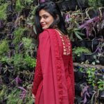 Kalpika Ganesh Instagram - Thank you @shopsneakk for making sure I get ready like a Little Red Riding Hood for this month LOVE For more of customised smart wear check out their collection ❤️ #shopsneakk #salwarkameez #red #dupatta #palazo #palazosuit Farzi Cafe, Hyderabad