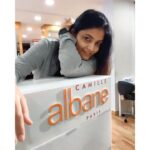 Kalpika Ganesh Instagram - An evening well spent at @camillealbaneindia kondapur branch Special thanks to @hairaffairsby_kk for all the hair related session .. loved our productive discussions Had a relaxing pedicure and a small fun session @camillealbaneindia Along with @sameerchandra.n PS - I dint sing the last song🤣 #camillealbane #kondapurbranch #hairconsultation #wellspentevening #chocolatesandwich
