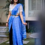 Kalpika Ganesh Instagram - I own a class which may be tricky for you to match💙🤍💙 Styling make up and hair by @makeupbykrishnaveni Captured by @harish_aritakula Saree @ivanaa.official #sareelove #differentdrape #sareedrape #contemporary #class