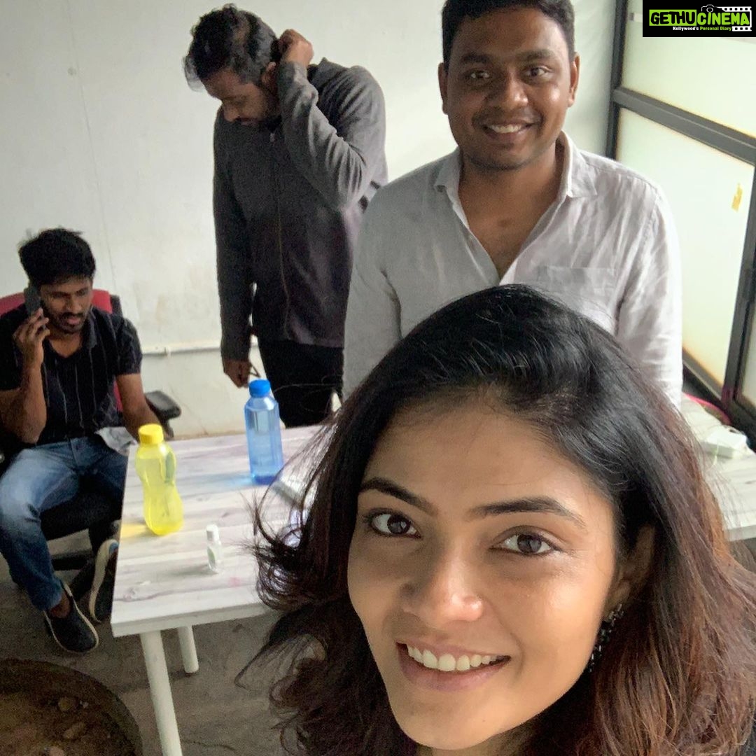 Kalpika Ganesh Instagram - Hello Mr @k.abhireddy First of all puttina rojuki jai jailu Secondly I still remember our first meet and you and me will remember for very long for sure .. I guess that mismatch made us come this long.. With all the patience and the bunch of talent that you are I wish from all my heart .. you continue to tell more stories that are soulful and would be remembered for the longest times in peoples heart ❤️❤️ You are my best man in my career A turning point !! And let’s keep this association going no matter what RUBY is gonna be special all thanks to you Thanks for smiling in the pics alongside me Knowing how camera shy person you are🥰 Thanks @bi_nikilator for a super bday capture❤️ Plz ignore @shravanmadala & @mahesh_the_filmmaker for their presence in the pic they always wanna disturb me😛😛