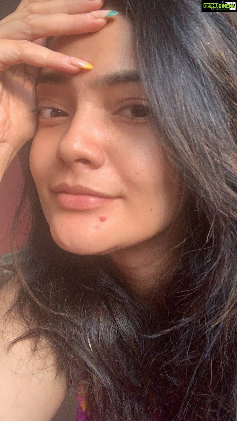 Kalpika Ganesh Instagram - This years birthday wishes were over whelming in many possible forms All I really wanna say is Thank You To the Universe and to each of you who took their time out to wish me either on msg call and through all other social media.. Wishing some ones good means remembering them in their prayers so thanks for making me part of your prayers.. continue to shower this love and faith on me #feelblessed #thankyou #gratitudepost