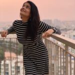 Kalpika Ganesh Instagram - Every beautiful sunset has their own stories 📷 @harish_aritakula #sunset #tints #stripes #blackandwhite #bnw #balcony #phoneclicks #noedit #nofilter #serene