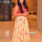 Kalpika Ganesh Instagram – Long hair and all smiles

#staypositive