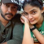 Kalpika Ganesh Instagram - Happy birthday @nareshagastya Selfies chala thakku unnai.. Haven’t seen the work dedication like you have from my co actors list.. you always live in a world of cinema on or off sets .. and it’s rare to find a breed of that much passion.. May you reach heights with all good health and the roles you wanna play And stop giving narration’s to everyone you meet🤣 Be happy haven’t uploaded your dance videos 🥶🥶 You and me are the only Gemini Vl keep fighting with, in my whole life.. and never agree to disagree.. Remain the harmless soul forever Signing off Trisha From ForeverMaybe💔🤍
