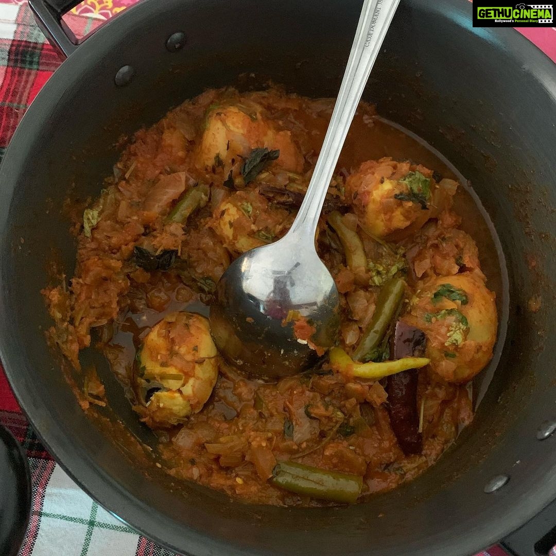 Kalpika Ganesh Instagram - An Afternoon to Remember From long lasting conversations until my cooking was done to a half hour leg massage and again some conversations( where she said I can take up massage as my second profession too🤣) to being non camera friendly and was not willing tat I was clicking her the only question I asked, smile if u like the food I made for you n she sparkled🥰 These small moments and conversations made our afternoon.. I’m so glad and lucky to be spending everyday by eating her head for diff things and also being unconditional(vice versa) That’s where this bonding turns out to be special no relation in this world is as unconditional as the mother’s bond.. cherish and try and make her smile as much as possible Happy Mother’s Day mummy🤗 And to all lovely unconditional mothers and gonna be mothers out there Also forgot to mention we haven’t had any disagreements for today yet and managed not to debate🤪🤪🤗 #happymothersday