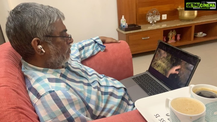 Kalpika Ganesh Instagram - A man of gold When I met him again almost after an year at his home, sita akka was super humble enough to make me royyalu as sir said she makes the best ones He never watched any trailer more than once #parolethemovie he watched it two times back to back and told if this film gets dubbed in telugu this will be sensation with out even seeing our cinema This not being his genre he was so so confident Love you sir for your belief in me where during prayanam itself you asked me to join direction department coz you saw things beyond JUDO😂 I openly challenge TFI #tfi to not miss this golden opportunity this movie is a money making machine Even world wide Wishing for some genuine movie lovers to accept this open offer PAROLE & YASHODA two imp films of my career releasing on same date #nov112022 #nov11 @linga19 @karthiikrs @monisha_murali_ @janisuresh73 @samantharuthprabhuoffl @sridevimovies @hariandharish #kalpika #iamkalpika #rockstarkalpika #kalcinema