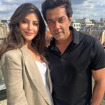 Karishma Kotak Instagram - Finally!!! @iambobbydeol #shlok 😌😌 London, United Kingdom