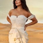 Karishma Kotak Instagram – ♾