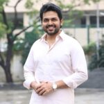 Karthi Instagram - #Japan, an ambitious and auspicious beginning. Need all your best wishes makkale. #ஜப்பான் #Rajumurugan #AnuEmmanuel #Sunil #VijayMilton #GVPrakash #Ravivarman #Anbariv #Philominraj #VineshBanglan #SRPrabhu #DreamWarriorPictures