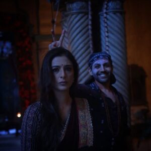 Kartik Aaryan Instagram - Asli Halloween Toh Aaj Hai 🤙🏻 Happy Birthday Manjulika 😘 @tabutiful