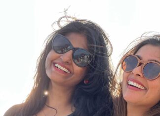 Keerthi shanthanu Instagram - We are smiling coz we thought this was *Reel* good….😜 @kanithiru10 But our hubbies think otherwise 🤷‍♀️🤦‍♀️ @shanthnu @dir_thiru 😅 #trendingreels