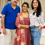 Keerthy Suresh Instagram - Here’s to the most romantic couple sharing their life, love, laughter and Birthday!!! Happiest Birthday Amma and Acha!! 😻🤗♥️ #HappyBirthday #BirthdayVibes