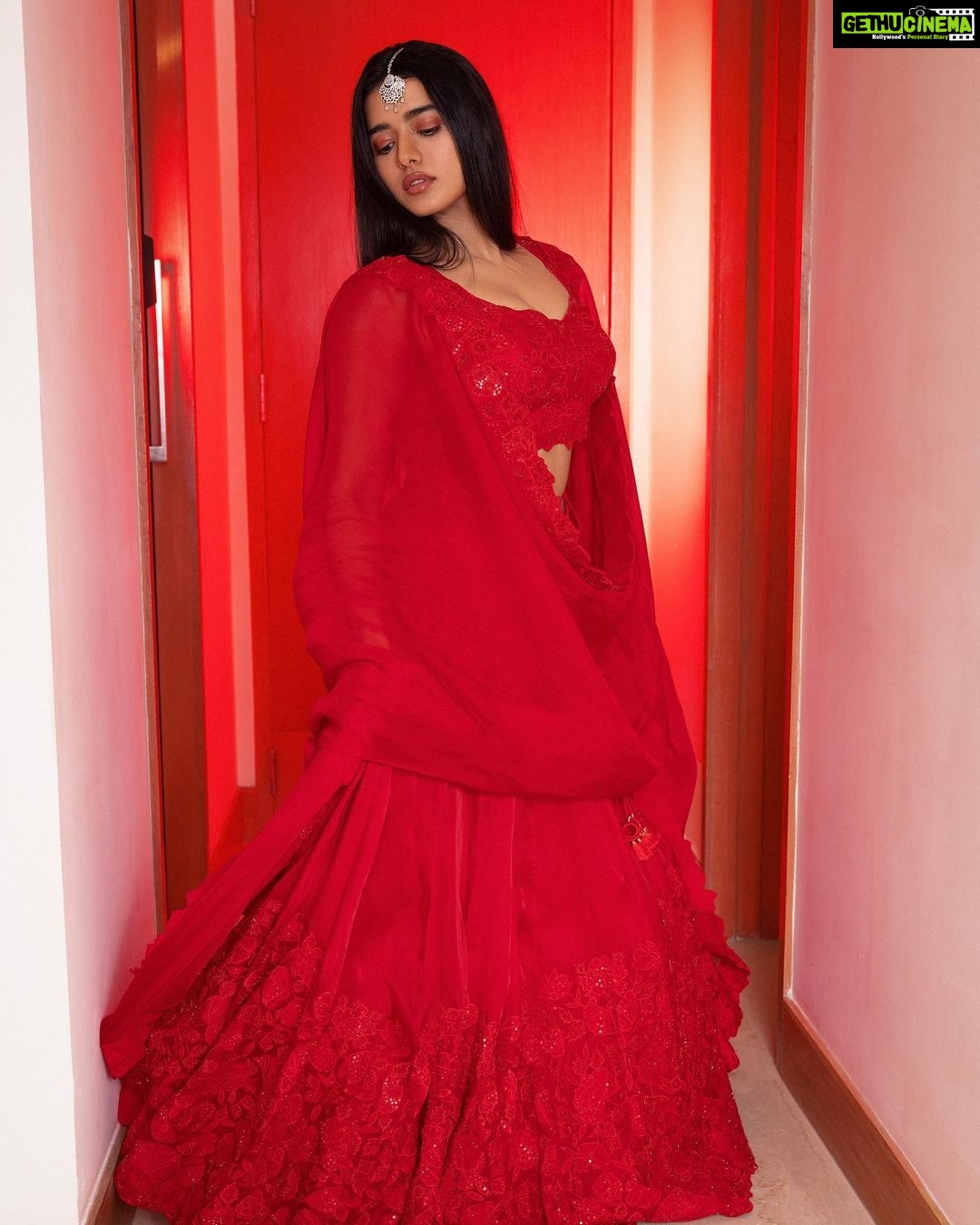 Ketika Sharma Instagram - Red #3 Outfit - @sravanirao.in Stylist - @sandhya__sabbavarapu Styling team - @sirichandana_medi @rashmi_angara @thumu_bhavana Jewellery - @petalsbyswathi Photography - @pranav.foto MUA - @makeuphairbyrahul #last #slide #for #this #look #full #frame #red #lehenga #loveandlight