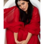 Ketika Sharma Instagram - 🦦 @pranav.foto ✨ Outfit - @sravanirao.in Stylist - @sandhya__sabbavarapu Styling team - @sirichandana_medi @rashmi_angara @thumu_bhavana Jewellery - @petalsbyswathi Photography - @pranav.foto MUA - @makeuphairbyrahul #quintessential #tub #portrait #red #obsession #lehenga #loveandlight