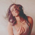 Ketika Sharma Instagram - Elixir of love #darshana 📸- @shazzalamphotography 🔥 #reel #reelsinstagram #throwback #portrait #weekend #mood #gratitude #loveandlight #this #song #is #a #beauty