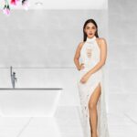 Kiara Advani Instagram - When it comes to style, I only play it my way, and so does the uber cool, rowdy rebel @thedeverakonda. We bring to you a world of possibilities with, This Is Your Space, #PlayItYourWay by @ceraindia. Watch how my bathroom space breathes life into my vibe. When it comes to your bathroom space, let it reflect who you are, all the way, with Cera’s versatile range of sanitaryware, faucets and tiles. #Trendsetters #Playityourway #sanitaryware #faucet #tiles #ad #cera