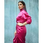 Kirti Kulhari Instagram - Pinky बेटा स्वेटर पहन लो 💓🤭 #fourmoreshotsplease #promotion #streaming @amazonprime The team : Suit - @payalsinghal Jewelry -bracelets @shopeurumme Earrings - @shriparamanijewels Shoes - @louboutinworld Makeup - @melwanishweta Hair - @swapnil_makeupnhair Styling - @who_wore_what_when Photography - @sagarmohite96