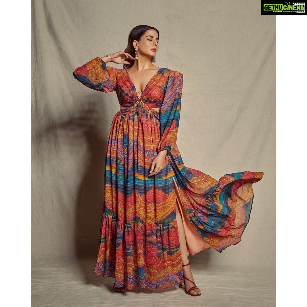 Kirti Kulhari Instagram - As colourful as the new season of #fourmoreshotsplease 🦋 #promotions #streaming 💜 Only on @amazonprime ❤️ @pritishnandycommunications The team : Dress - @payal_zinal Jewelry - @asos Shoes - @aldo_shoes Makeup - @melwanishweta Hair - @bharatlimba_makeup_hair Styling - @who_wore_what_when Photography - @thefirstclik
