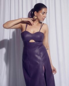 Kirti Kulhari Instagram - Baby pyaar tera #raftaar 💜

#fourmoreshotsplease #promotion 
#streaming @amazonprime

Outfit - @bennusehgallofficial 
Jewellery - @radhikaagrawalstudio 
Shoes - @louboutinworld 
Hair - @bharatlimba_makeup_hair 
Makeup - @melwanishweta 
Styling - @who_wore_what_when
Fashion Team - @d.shubham_j @chaitanya_fashion_ 
Photography - @thefirstclik