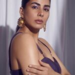 Kirti Kulhari Instagram - Baby pyaar tera #raftaar 💜 #fourmoreshotsplease #promotion #streaming @amazonprime Outfit - @bennusehgallofficial Jewellery - @radhikaagrawalstudio Shoes - @louboutinworld Hair - @bharatlimba_makeup_hair Makeup - @melwanishweta Styling - @who_wore_what_when Fashion Team - @d.shubham_j @chaitanya_fashion_ Photography - @thefirstclik