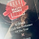 Kriti Sanon Instagram - #ELLEStarPerformerOfTheYear Thank you @elleindia for the love and honor 💖 #Mimi Sometimes all one needs is someone who believes in one’s potential! Can’t thank you enough #Dinoo for always pushing me to do better, for believing in me and for giving me this beautiful film that I’ll cherish all my life. ❤️ @laxman.utekar sir for making Mimi come alive in me &for answering my 10000 questions! 🤪💖 And mom dad Nups.. you guys are the reason I’m here.. I feel blessed that i get to do what I absolutely love doing every single day of my life. Act, create, entertain! 🦋💖