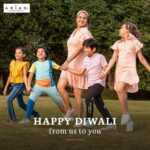 Lara Dutta Instagram - Arias Kids wishes you, your family and your cute kids, a very Happy & Safe Diwali! Be conscious, avoid crackers! #EcoFashion #AriasKids #AriasKidsonFirstCry #FirstCry #FirstCryIndia #KidsFashion #Diwali22
