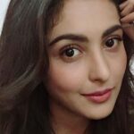 Madhu Shalini Instagram - 🌻 #instadaily #selflove #love #instaphoto #instapic #instapicture #instagram #instalike #instamood #mood #picoftheday #pictureoftheday #photooftheday #friday #fridaymood #closeup #makeup #🐒 #😘 #♥️ #🌻 #actor #madhushalini #india #panindia #bollywood #kollywood #tollywood #teluguactress #fashion
