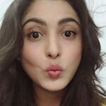 Madhu Shalini Instagram - 🌻 #instadaily #selflove #love #instaphoto #instapic #instapicture #instagram #instalike #instamood #mood #picoftheday #pictureoftheday #photooftheday #friday #fridaymood #closeup #makeup #🐒 #😘 #♥️ #🌻 #actor #madhushalini #india #panindia #bollywood #kollywood #tollywood #teluguactress #fashion