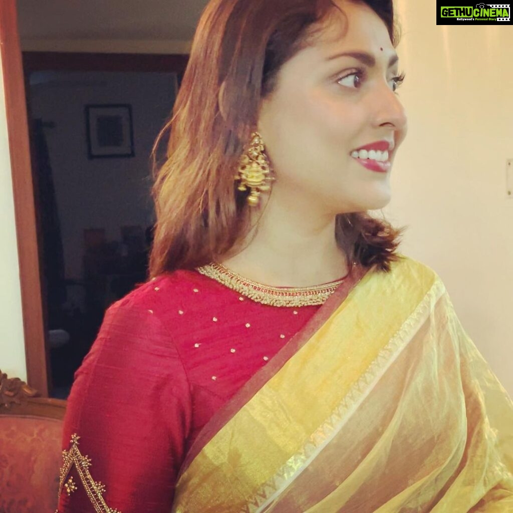 Madhu Shalini Instagram - Happy Onam 😌♥️ Pc - @p.raj_kumari #onam #myfirst #saree♥️ #sareelove #saree #instafashion #fashion #festivewear #pic #picoftheday #picture #pictureoftheday #photooftheday