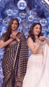 Madhuri Dixit Instagram - It was so lovely to have you on set @tabutiful ❤️

#monday #mondaymood #jhalakdikhlajaa10 #reels #trendingreels #explore