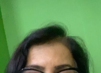 Madhushree Instagram - Preparing song for 29th July at Nehru Centre. Rare song of #latamangeshkar #ThePassionOfLataAshaAurMain #ThePassionOfMadhushree #thepassionoflataashaaurmadhushree #love #happy #romantic #son #songs #unplugged #artist #singer #voice #instagood #instagram #instamood #instamusic #instaartist