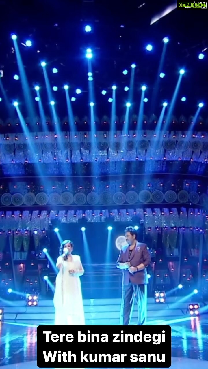 Madhushree Instagram - It was a beautiful experience to sing with Sanu da .. tribute to Lata Mangeshkar and Kishor kumar #love #mood #romantic #singer #singing #artist #artistsoninstagram #art #voice #vocal #music #song #piano #lyrics #instagood #instamusic #instagood #instagram #film