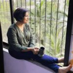 Madhushree Instagram - Take a seat and enjoy the view 😍 . . #homesweethome ❤️ How do you spend your #evening guys?? I'd like to know your evening time in the #comment section 💞 . . #thursdaymood #eveningvibes #balcony #coffee #kidsplaying #birdschirping #happymood #fanslove #instalove #instagood #followme #tagyourfriends #bestview #greenlove #decor #thursdayvibes #loveandhappiness #madhushreefans #fanslove #followformore #influencers #partners #collaborater #letsmeetonmyfeed #lovelyevening #yemulaqatekbahanahai #music #latamangeshkar Mumbai, Maharashtra