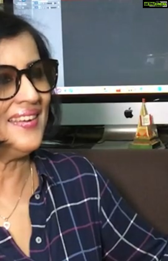 Madhushree Instagram - Marudhani.. Marudhani Marudhani.. Vizhiyil En Adi Podi Deepaali ๐ค๐ถ๐ . . . #arrahman #alonevibes #arrahmansongs #arrahmanmusical #marudhani #girl #feelings #brokenheart #songs #reels #reelsinstagram #arrahmanfans #musicdirector #music #hearttouchingsong #madhusree #vaali #shanthanubhagyaraj #Sakkarakatti #tamilmusic #tamilsongs #saregamapalilchamps #indionidol #thevoice #igt Mumbai, Maharashtra