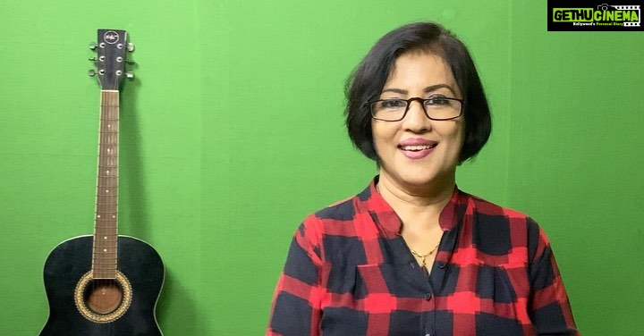 Madhushree Instagram - Interesting initiative by #bigfm 92.7 #BigFm #thebluemic #hungamamusic #artistaloud #bigfm92 #yt chanel #independentartist #musicproducer #musicians #singers