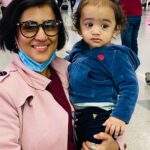 Madhushree Instagram - While listening my new #song of #krishna , I bounced with #balkrishna at #airport.. Listen the full song on. https://youtu.be/H5XRCAO5Gco