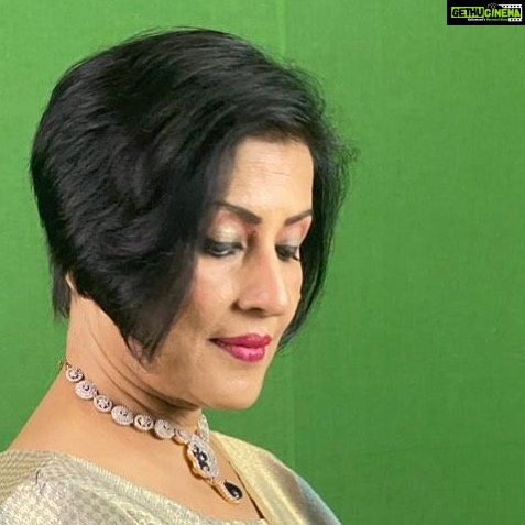 Madhushree Instagram - Photo shoot for my next album .. haircut done by Javed #qurrat #love #photoshoot #photooftheday #photography #photo #photographylovers #photographer #album #song #singer #singing #haircut