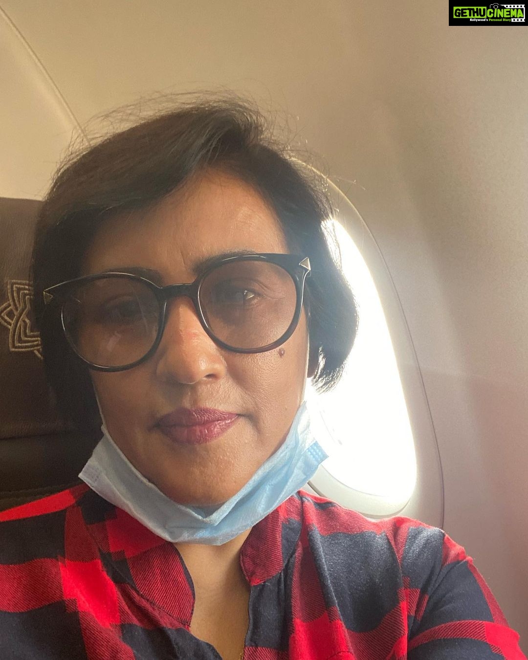 Madhushree Instagram - Slowly slowly life is moving .. traveling to delhi