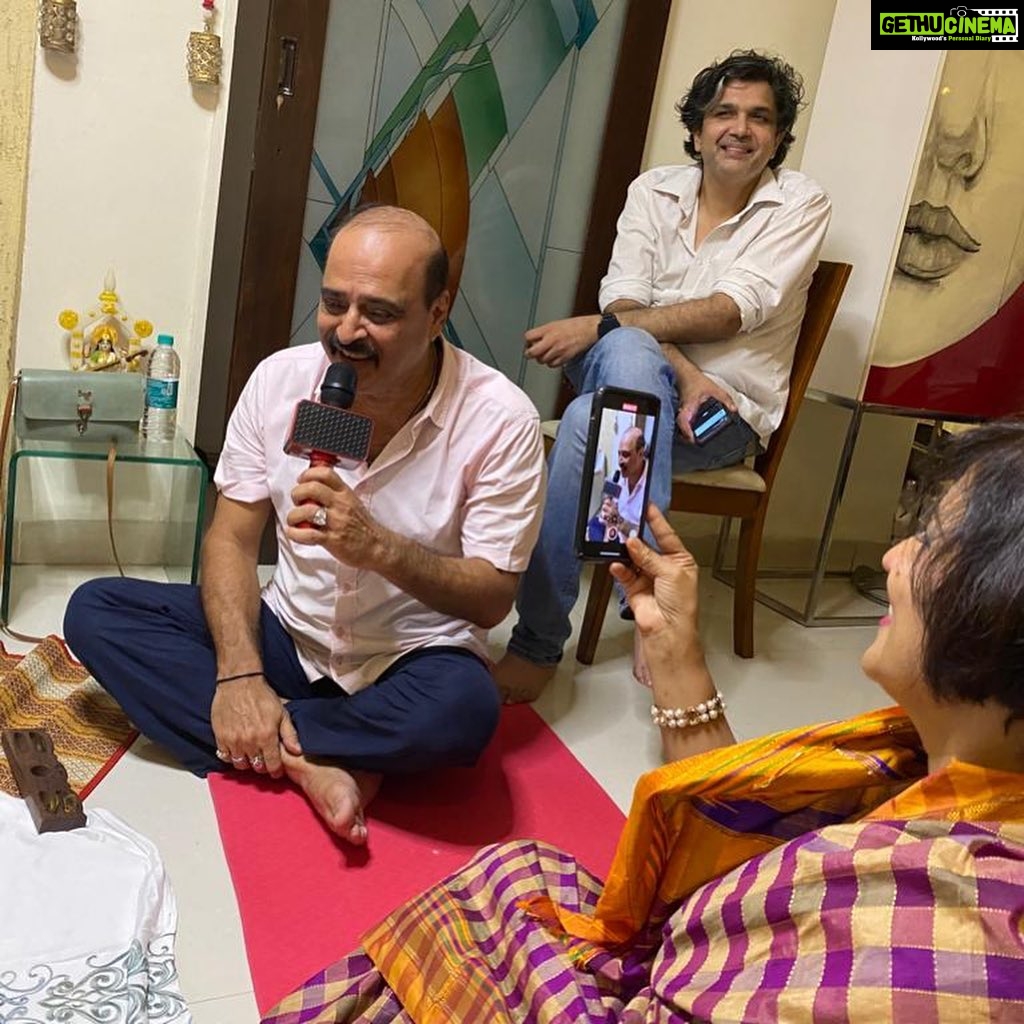 Madhushree Instagram - #mahasaptami #navratri2021 #karanrazdan #artirazdan #shwetaraj #robbybadal #kamalmukutji and oters