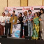 Madhushree Instagram - Attended a book launch Pgm #rahenarahehum #majroohsultanpuri . By #vijayakela . Attended by #javedakhtar #shabanaazmi #lalitpandit #shailendrasingh #shashiranjan #kavitaseth #jaankumarsanu #robbybadal #salimarif #simranahuja #kanwaljitsingh