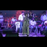 Madhushree Instagram - The passion Karle pyar Karle . Live performance with 15 musicians, amazing audience at Nehru Centre 29 th July 2022. For the full song watch my YouTube Chanel Madhushree Bhattachaya. https://youtu.be/tqAuTskPKMw #thepassionlataashaaurmain #pyar #love #lover #ishq #song #singer #sing #artist #voice #music #musician #artistsoninstagram #singing #romantic #passion #main #beauty #mood #im #instagram #instagood #instamood #insta #instaartist #instamusic #lataashaaurmain