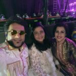 Madhushree Instagram - It was a amazing show in #abudhabi #arrahman #concert . #mallipoosong #tamil #mallipoosong #bollywoodsongs #abudhabiculture #music #song #haricharan #shwetamenon