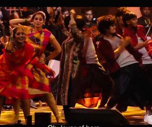 Madhushree Instagram - Watch my performance on #mallipoo  song in #vtkaudiolaunch  on https://youtu.be/VWLxGtHO4PQ  #arrahman  #thamarai  #vtk  #vtkaudiolaunch  #gvm  #str #thinkmusic #gautamvasudevmenon  #venthuthaninthathukaadu #kamalhassan  #rajnikanth  #velsuniversity  #velsfilminternational  #velsfilmproductions