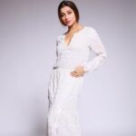 Madhuurima Instagram - Purity is white. White is peace. And peace is beauty. Isn’t it ??? #white #peace #beauty #love